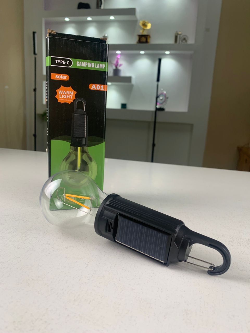 Lampe de Camping Solaire étanche et Rechargeable 3 modes d’éclairage T01-B – مصباح محمول بالطاقة الشمسية